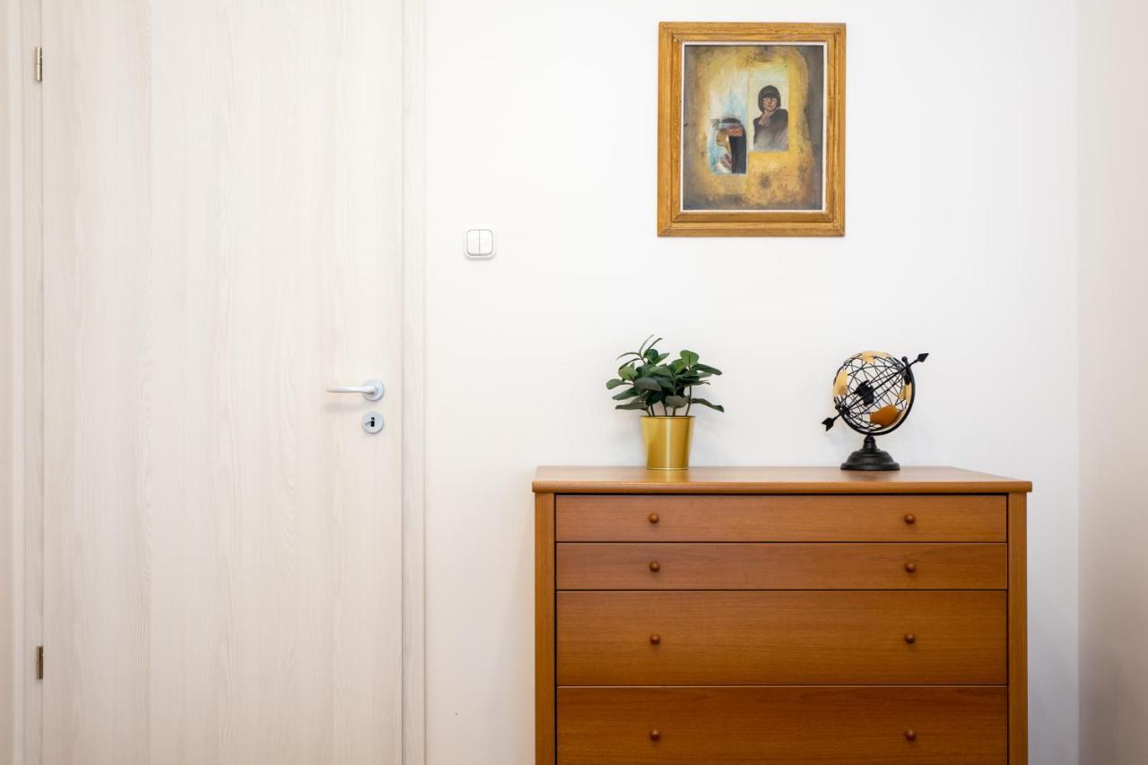 Emerald Suite With Free Parking Budapest Kültér fotó