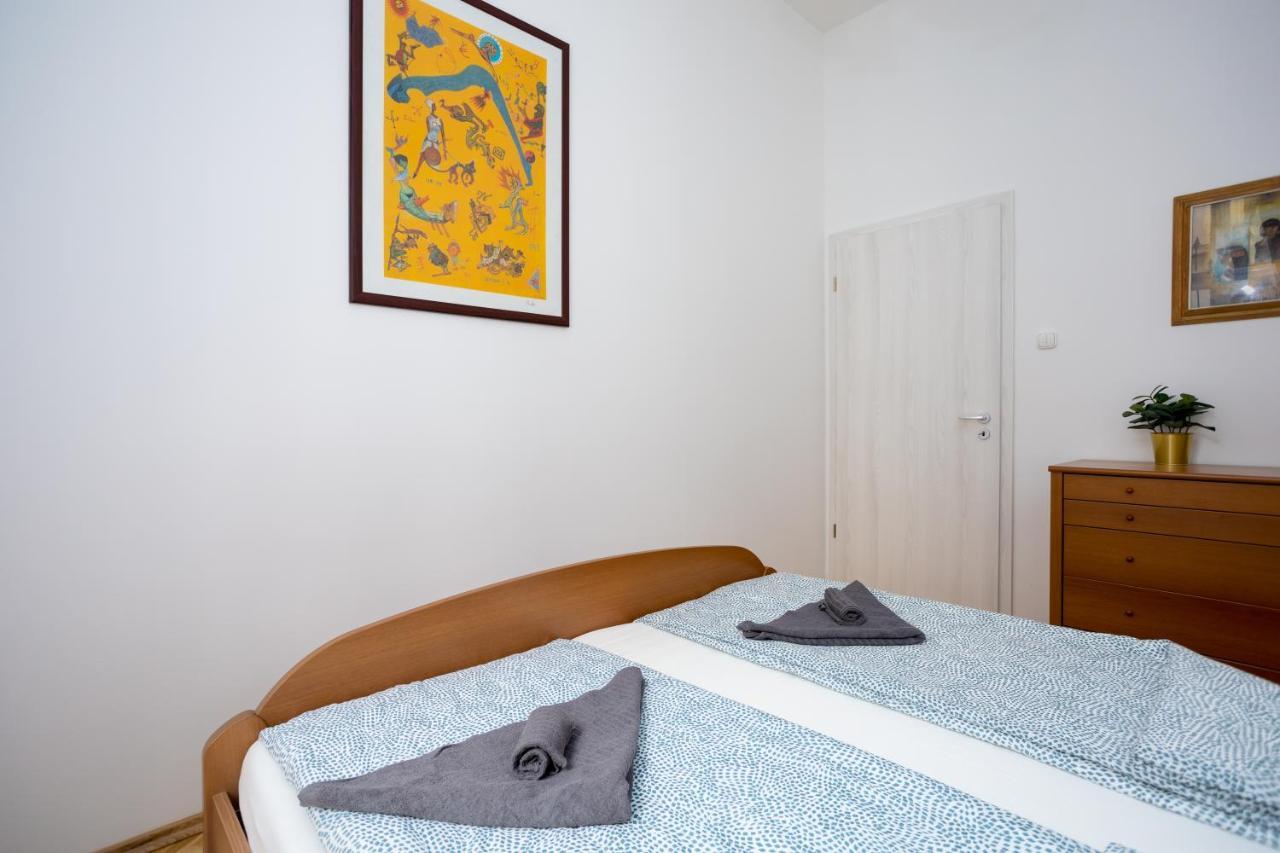 Emerald Suite With Free Parking Budapest Kültér fotó