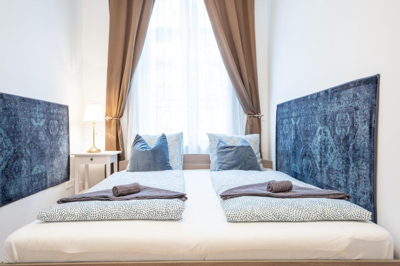 Emerald Suite With Free Parking Budapest Kültér fotó
